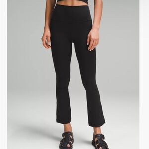 lululemon align high-rise mini flare black pant short 6